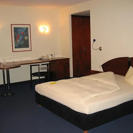 Landidyll Baumwiese Dresde