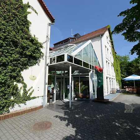 Landidyll Baumwiese Hotel 4*