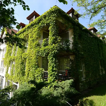 Landidyll Baumwiese 4*