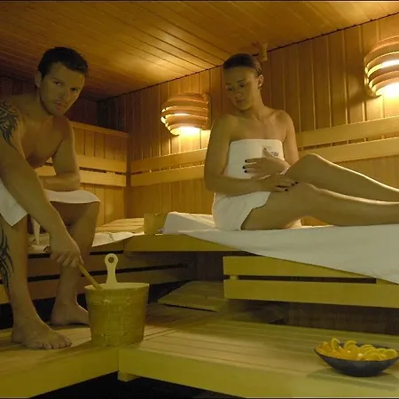 Landidyll Baumwiese Hotel 4*