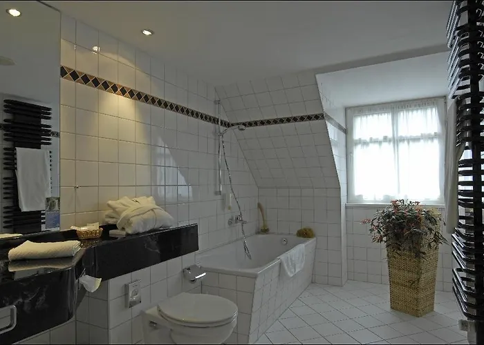 Landidyll Baumwiese Hotel 4*